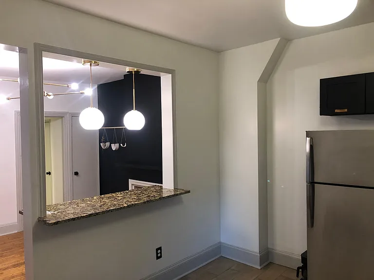 Kitchen bar