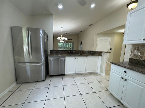 3rd image of 12301 Notting Hill Ln Unit 3