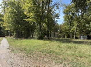 E Parker Rd, Afton, OK 74331
