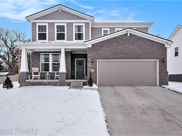 5014 Shoreham Cir, Clarkston, MI 48346
