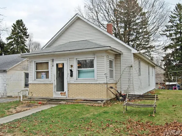 320 Kennedy St, Bellefontaine, OH 43311