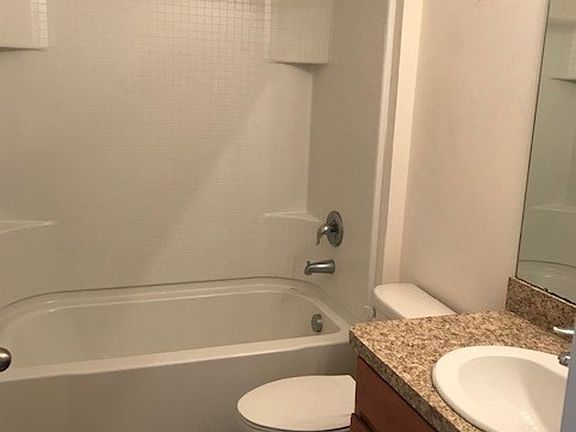 5th image of 12810 Buffalo Run Dr