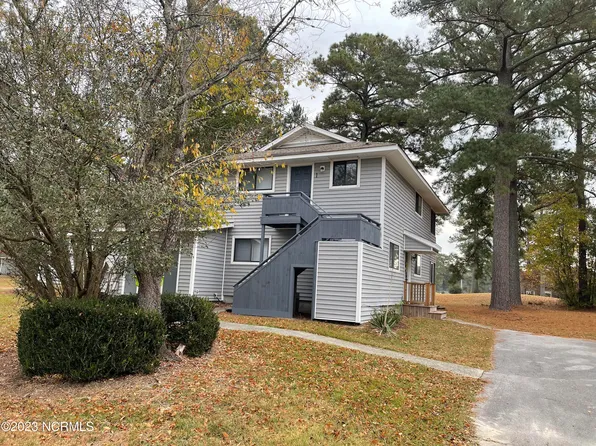 1 Linksiders Rd, New Bern, NC 28562