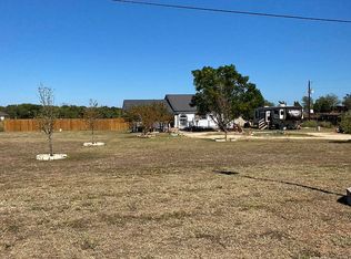 174 Monroe King Ln, Elgin, TX 78621
