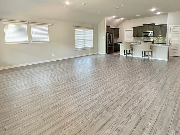 5th image of 3005 Bailey Way