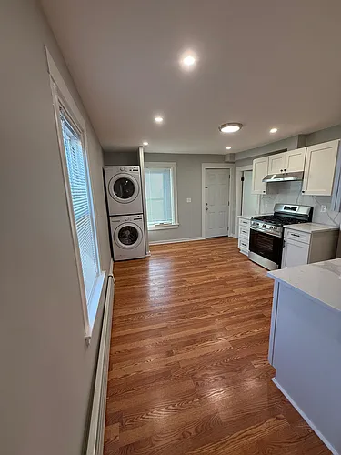 1922 Columbus Ave #3 Photo 1