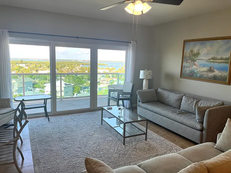 880 Mandalay Ave #802 — Photo 14