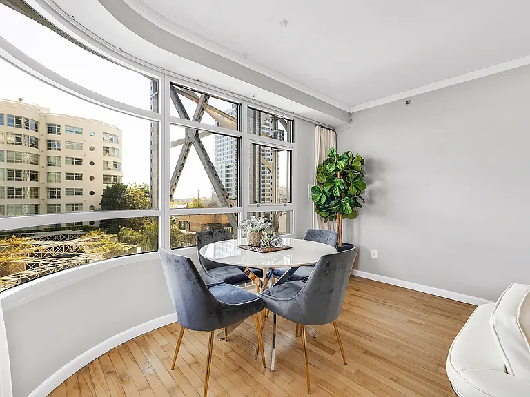 403 Main St #206N — Photo 4