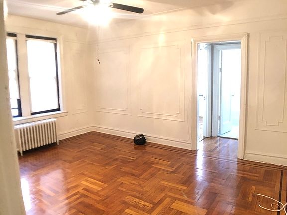 3rd image of 724 E 27th St #4H