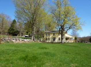 136 Mathews Rd, Henniker, NH 03242