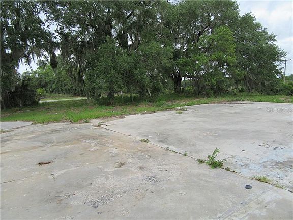 5th image of 260 Libby Ln