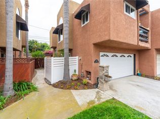 620 Terrace Cir, Huntington Beach, CA 92648
