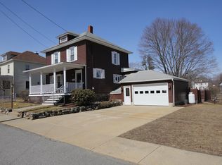 23 Edmund St, Springvale, ME 04083