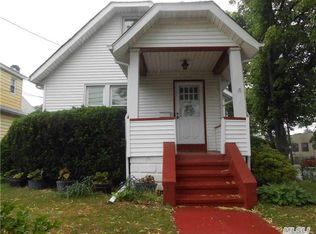 13302 232nd St, Laurelton, NY 11413