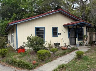 1215 NW 6th Pl, Gainesville, FL 32601