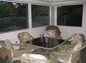 2nd image of 668 Palm Dr
