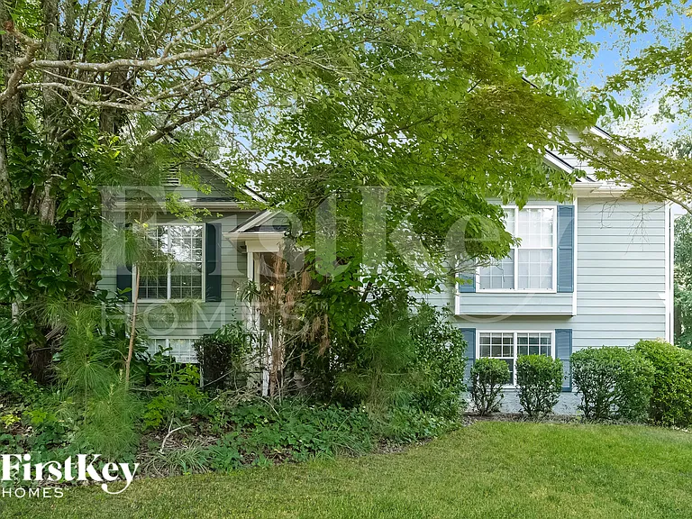 4808 Woodlands Pkwy — Photo 1
