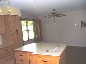 3rd image of 3999 Waters Edge Dr