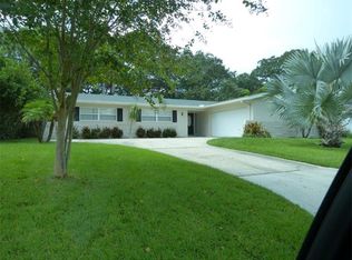 2362 Mangrum Dr, Dunedin, FL 34698