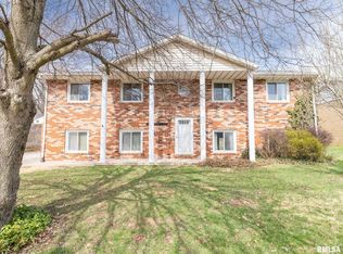 109 Julian Ave, East Peoria, IL