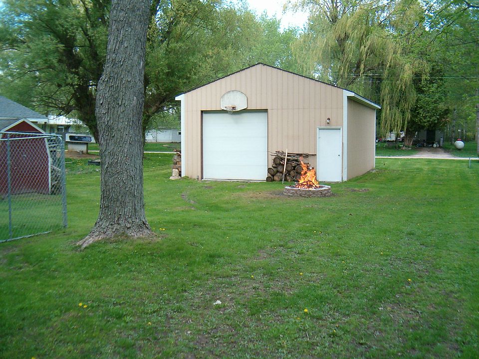 7937 Little Penny Ln, Six Lakes, MI 48886 Zillow