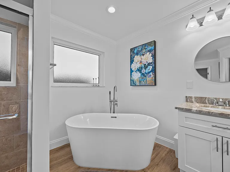 2400 Seaford Dr — Photo 20