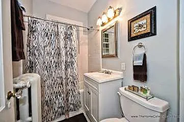 536 Hawthorne Ln — Photo 19