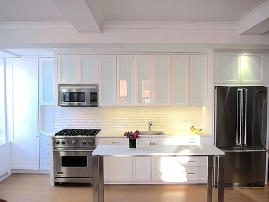 Rented by Helesa Lahey, LREB | media 10