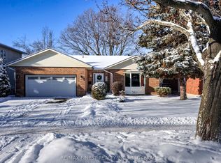 58 Point Street Mark Dr, Kingston, ON K7K 6L8