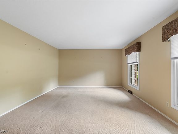 4th image of 7168 Herrick Park Dr