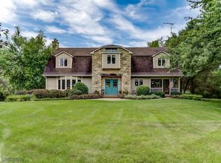 18617 Lincoln Rd, Harvard, IL 60033