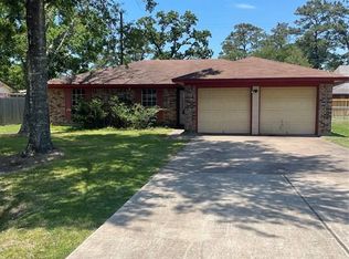 9823 Bayou Woods Dr, Baytown, TX 77521