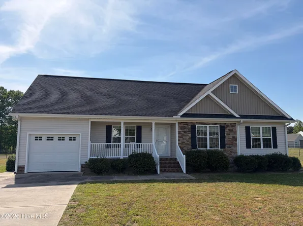 7793 Michelle Rd, Rocky Mount, NC 27803