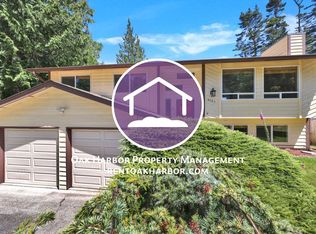 6127 Parkside Dr, Anacortes, WA 98221