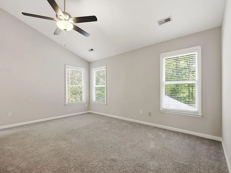 2716 Steeple Run Dr — Photo 17