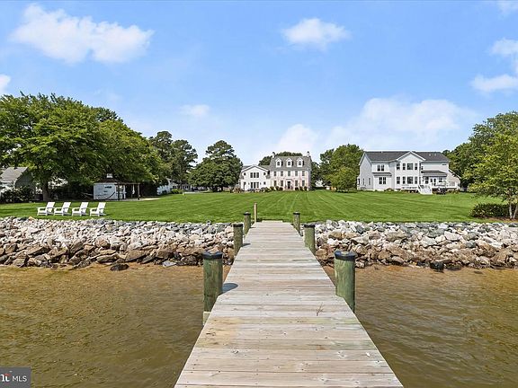 3rd image of 122 Queen Anne Rd