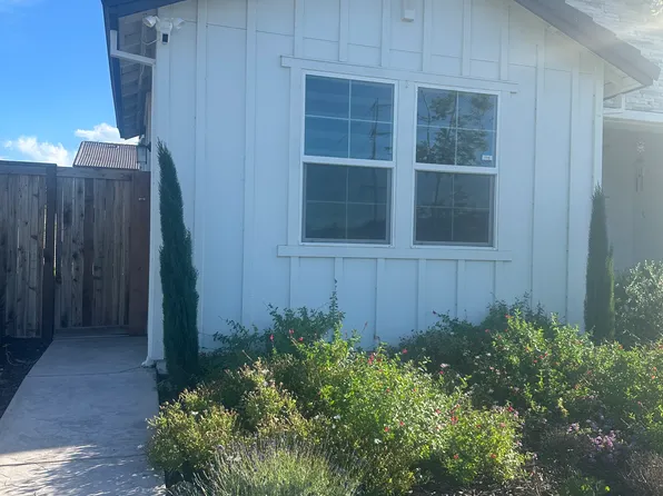 3332 Deer Oak St, Manteca, CA 95337