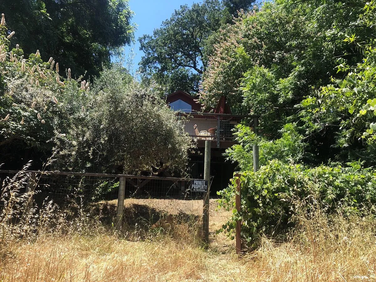 2648 S Fitch Mountain Rd — Photo 2