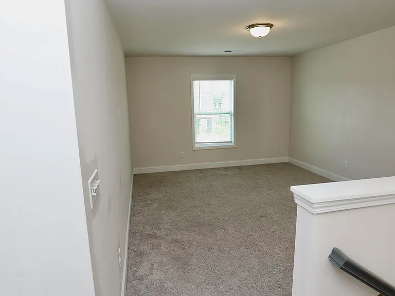 870 Curlew Cir — Photo 33