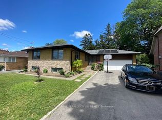 120 Elvaston Dr #C13, Toronto, ON M4A 1N6