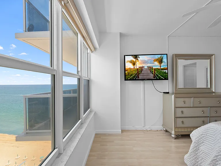 3700 Galt Ocean Dr #1604 — Photo 14