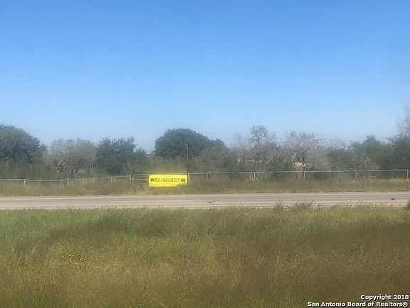 3rd image of 13759 Us Highway 87 S