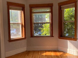 2534 W Superior St #1, Chicago, IL 60612