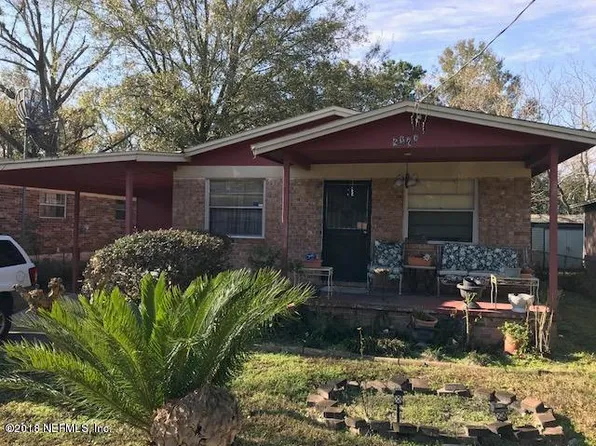 2370 Automobile Dr, Jacksonville, FL 32209