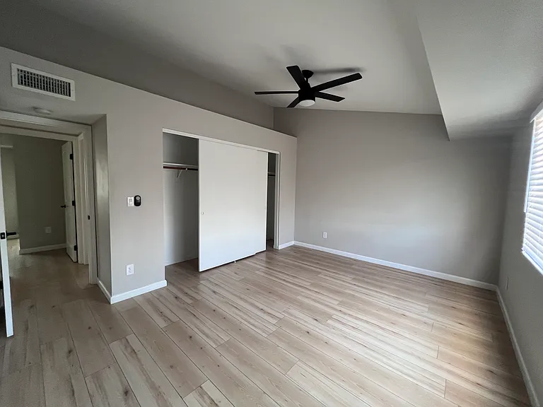 908 W Ross Ave — Photo 11