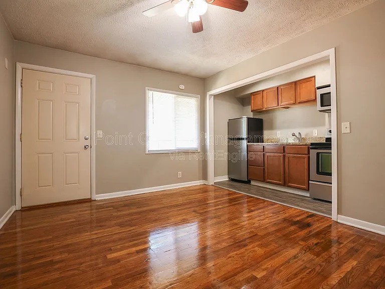 4916 California St — Photo 20