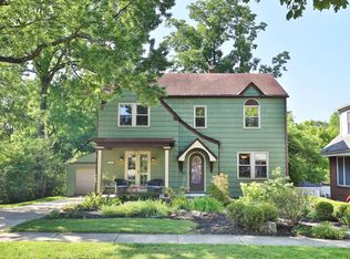 127 Brevoort Rd, Columbus, OH 43214