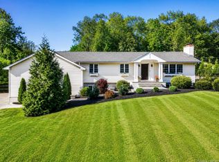 7 Anna D Court, Hopewell Junction, NY 12533