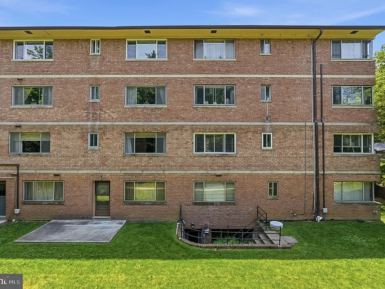 5003 Sentinel Dr #22 — Photo 21