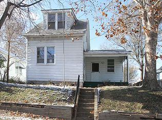 115 S 13th St, Belleville, IL 62220